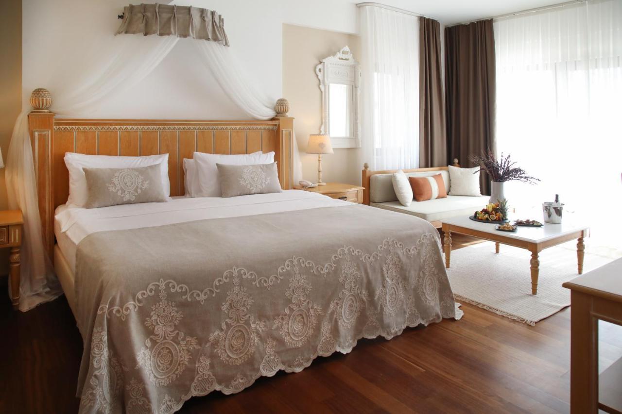 Kamer met Kingsize Bed en Uitzicht op de Tuin